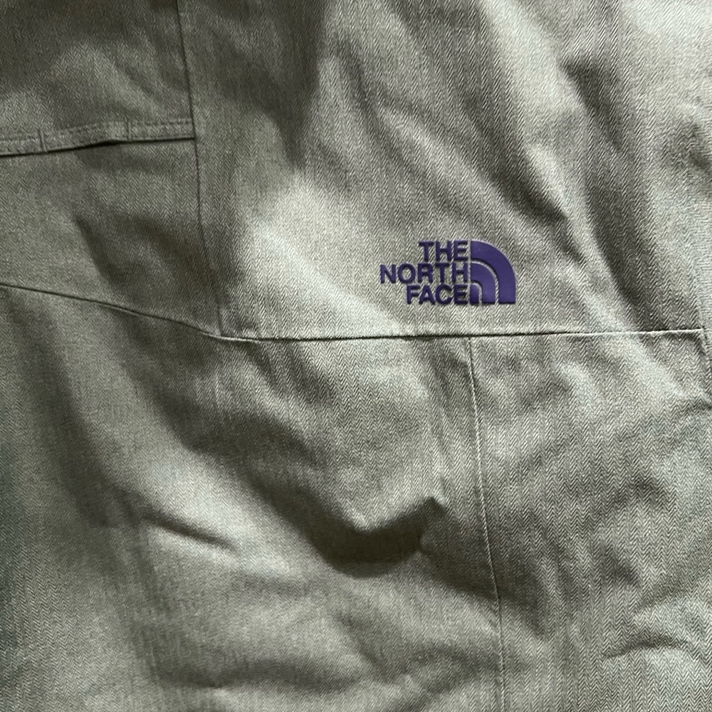 The North Face Gatekeeper Insulated Snow Jacket | Women’s Medium - Picture 6 of 8